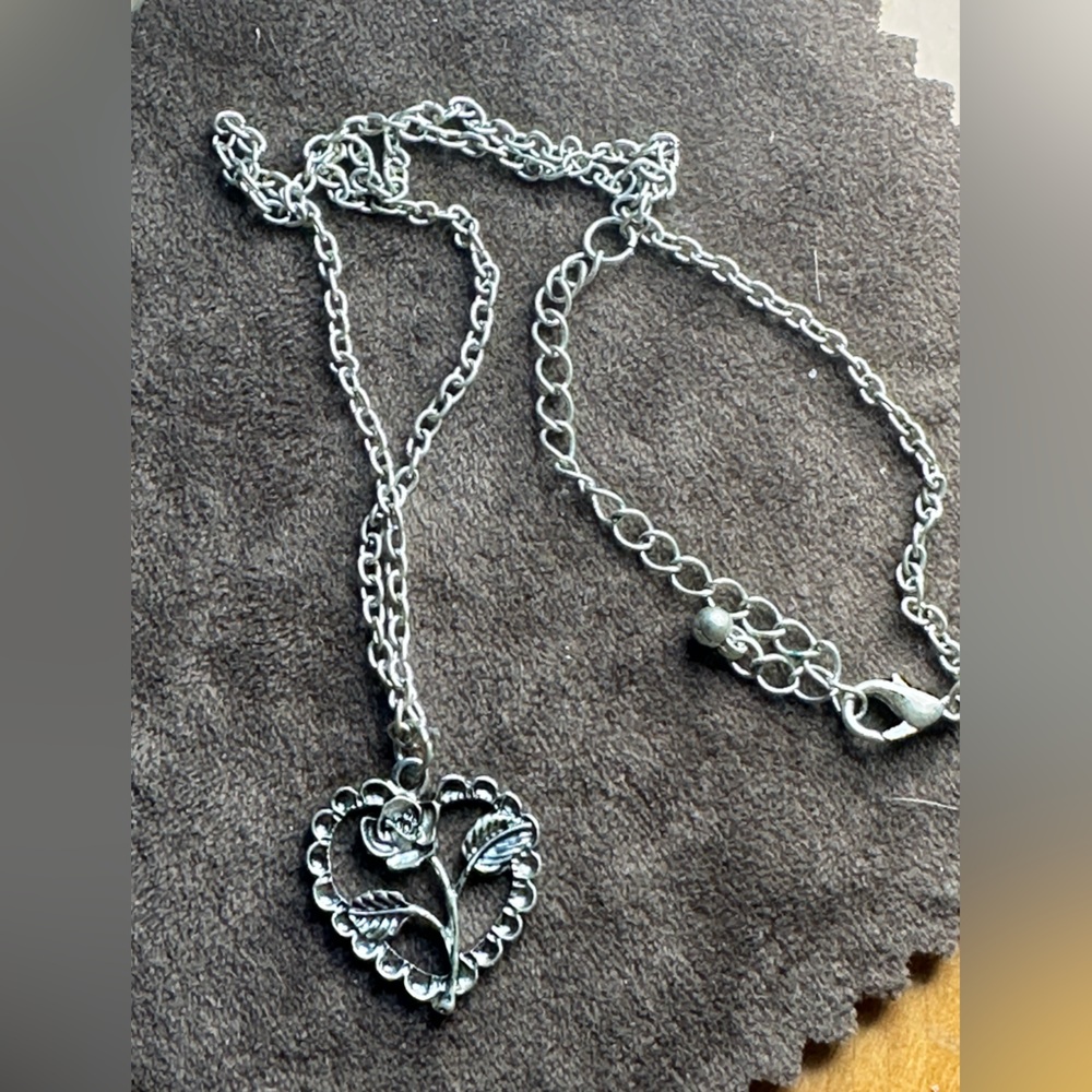 Heart & Rose Necklace
